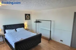 Cosy 3 double bed flat sleeps 6 - Image 4