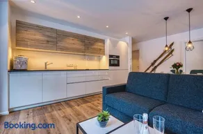 Apartamento vacacional apropiado para familias con terraza y sauna | Cerca de las pistas de esquí - Image 1