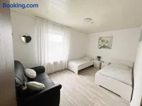 Cozy Workers Apartment in Siegburg - Image 1