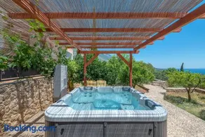 Villa Harmony in Lourdata - Image 2