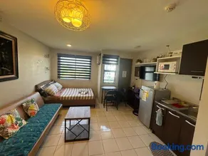 Cozy Boo Staycation near Enchanted kingdom by Dynel - Image 5