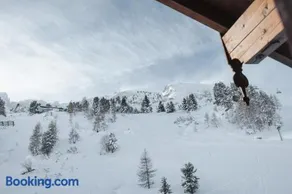 Superior Hotel Schneider Ski-in & Ski-out - Image 4