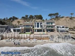 OCEAN FRONT - STUNNING VIEWS- VACATION PARADISE!! - Image 1