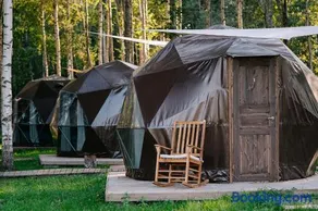 LES Glamping - Image 2