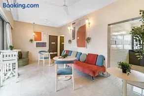Mezzo Pvt 3BHK in Bandra by Square One Stays - Image 1