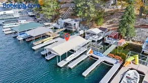 Majestic Lakeview Lodge - Image 1