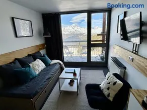 Studio rénové proche centre, balcon, 5 couchages, WIFI inclus - Image 3
