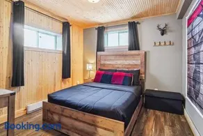 Nature chalet, spa, river in Saint-Côme - Image 3