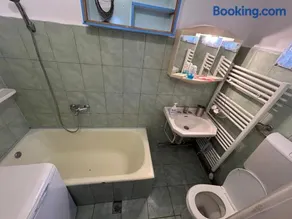 Krausz Chocolate Guesthouse - Image 2