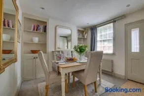 2 Bed in Canterbury oc-ct030 - Image 3