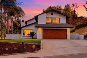 25. 4BR Coastal Oasis Near Legoland & Beach - Image 2