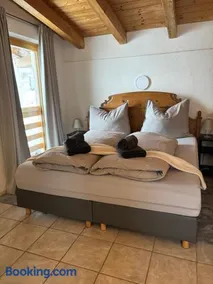 Hoamat Apartments - Image 3