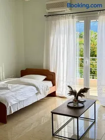 Apartment Mitrou - Image 4