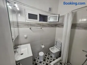 debi's place - Image 3