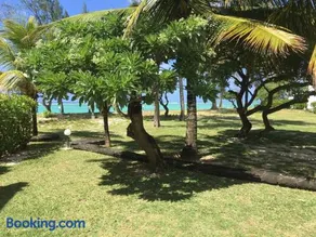 Fully furnished luxury villa 3 right on a blue ocean - Image 4