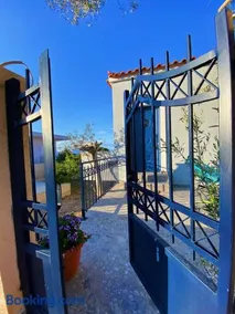 The Dona House - Image 1