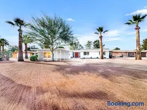 Revolta Fairway Retreat - Image 4