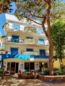 Hotel Adria B&B - Colazione fino alle 12 - Image 2