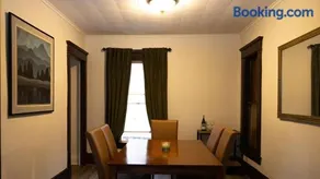 Cozy Lansing Retreat, Steps from Downtown & River - Image 2