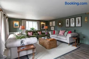 Country Manor House near Tetbury - Image 3