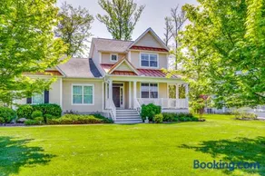 4 Mi to Fenwick Island: Home w/ Pool Access & Deck - Image 1