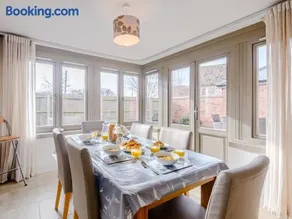 3 Bed in Burnham Deepdale oc-kt045 - Image 1