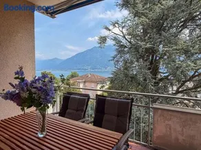 Moderne Ferienwohnung mit Seeblick, Pool & Balkon - Image 1