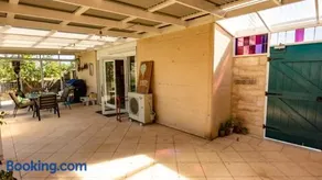 Garden Studio - Image 2