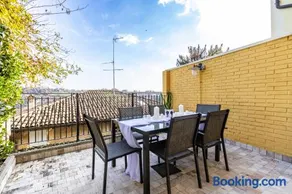 Orione House in Borgo Medievale con giardino - Image 1