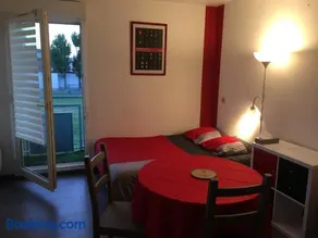 Studio in Toulouse Purpan - Image 5