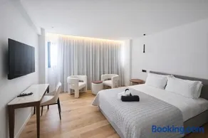 Sky Suites Nicosia - Image 2