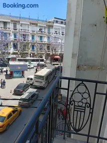 Cosy Hub In Central Tunis 5min from Medina - Image 4