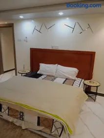 استراحة شرفة الواحةOasis Terrace Inn and Lounge - Image 3