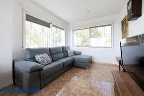 Spacious Villa w/ Private Pool, Tennis Court & BBQ - Image 3
