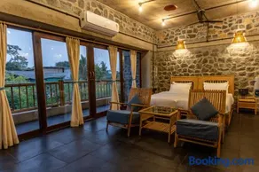 Dang Forest Retreat - Image 1