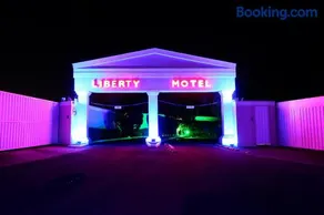 Liberty Motel - Image 1
