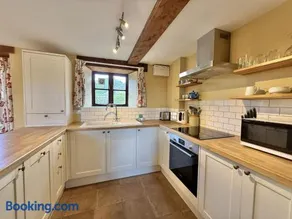 Honeysuckle Cottage - Image 4