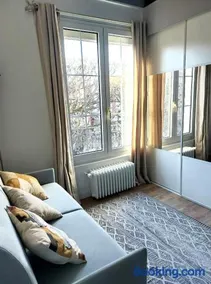 Chambre avec mezzanine dans une maison d'artiste - Image 4