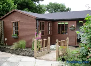 The Garden Lodge - Image 1