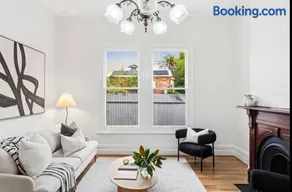 Family Holiday Home - Image 2