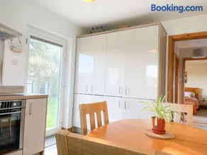 Honeybee Cottage Valentia by Trident Holiday Homes - Image 4