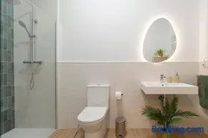 Paradise Suite - Cómodo y acogedor - Conectado con Aeropuerto, Playa y Centro - Image 1