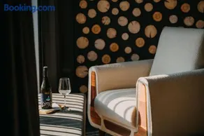 Luxusní Apartmány Domovjanka - LYSÁ HORA, SMRK, KMÍNEK, SLAVÍČ, KNĚHYNĚ - Image 1