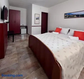 Hotel Max - Image 4