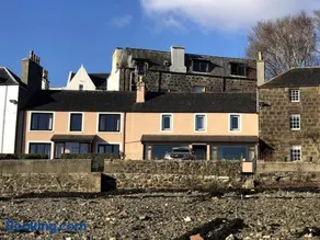 Marine House Holiday Home - Image 3