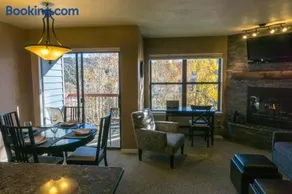River Mtn Lodge E321 - Image 3