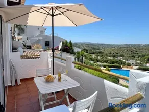 Villotel 4P Pool and Views - Image 1