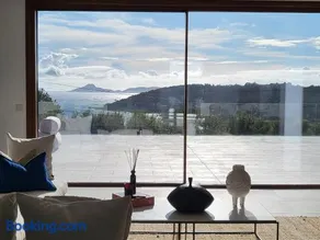 Limens Luxury Home - Image 1