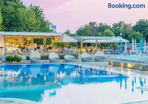Camping Bijela Uvala - Eurocamp I Homair - Image 1