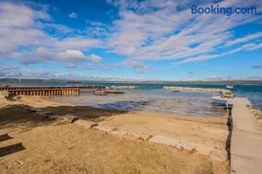 Bayshore Cottages - Image 3